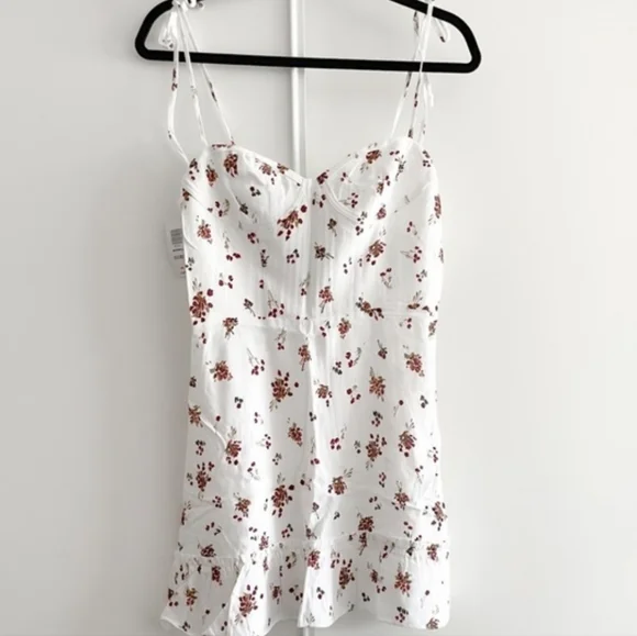Aritzia Maxwell Floral Dress NWT - Picture 16 of 16